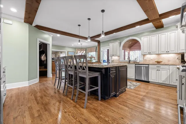 $1,649,900 | 2598 Bristlecone Lane, Signal Mountain, TN 37377