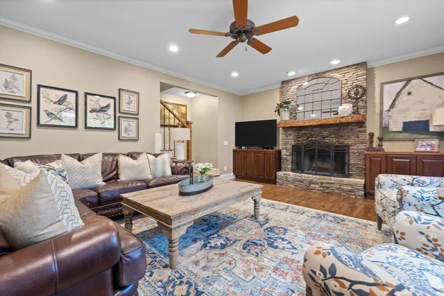 $1,649,900 | 2598 Bristlecone Lane, Signal Mountain, TN 37377