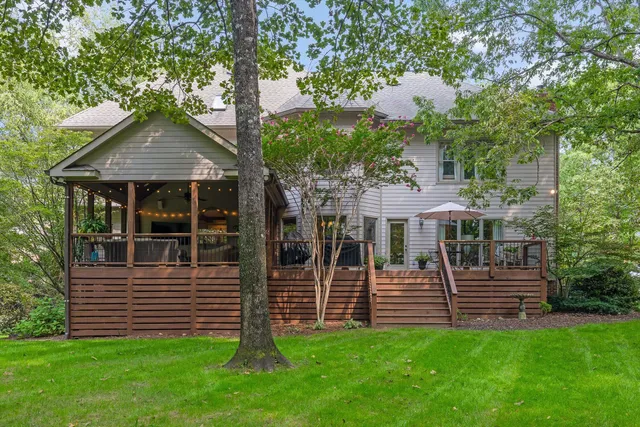 $1,649,900 | 2598 Bristlecone Lane, Signal Mountain, TN 37377