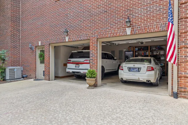 $1,649,900 | 2598 Bristlecone Lane, Signal Mountain, TN 37377