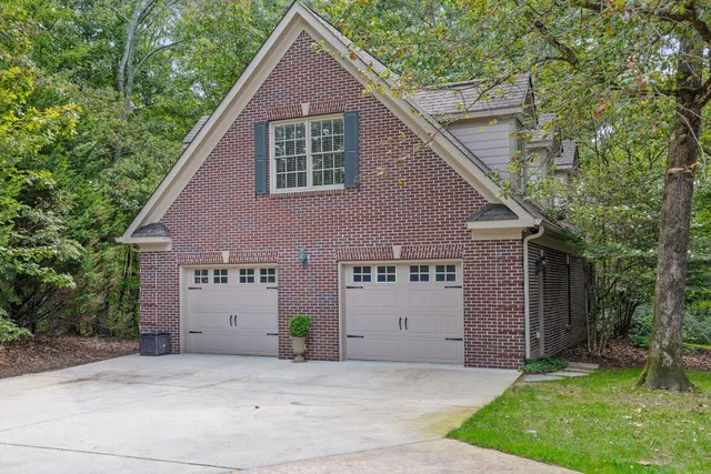 $1,649,900 | 2598 Bristlecone Lane, Signal Mountain, TN 37377