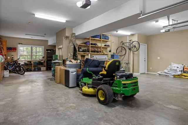 $1,649,900 | 2598 Bristlecone Lane, Signal Mountain, TN 37377