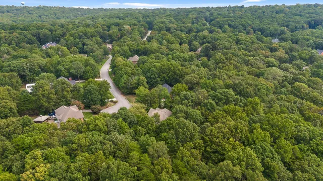 $1,649,900 | 2598 Bristlecone Lane, Signal Mountain, TN 37377