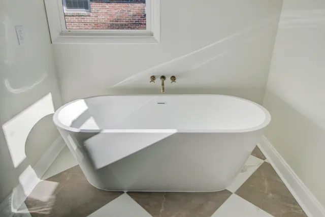 $775,000 | 1223 Charlestowne Drive, Charleston, SC 29407