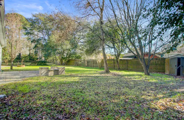 $775,000 | 1223 Charlestowne Drive, Charleston, SC 29407