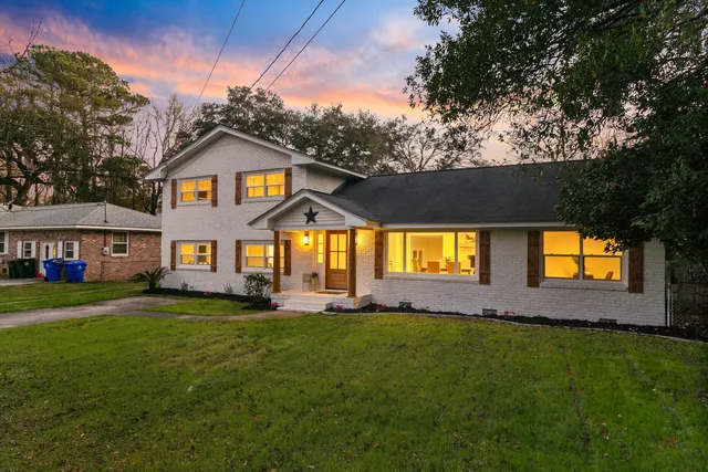 $775,000 | 1223 Charlestowne Drive, Charleston, SC 29407