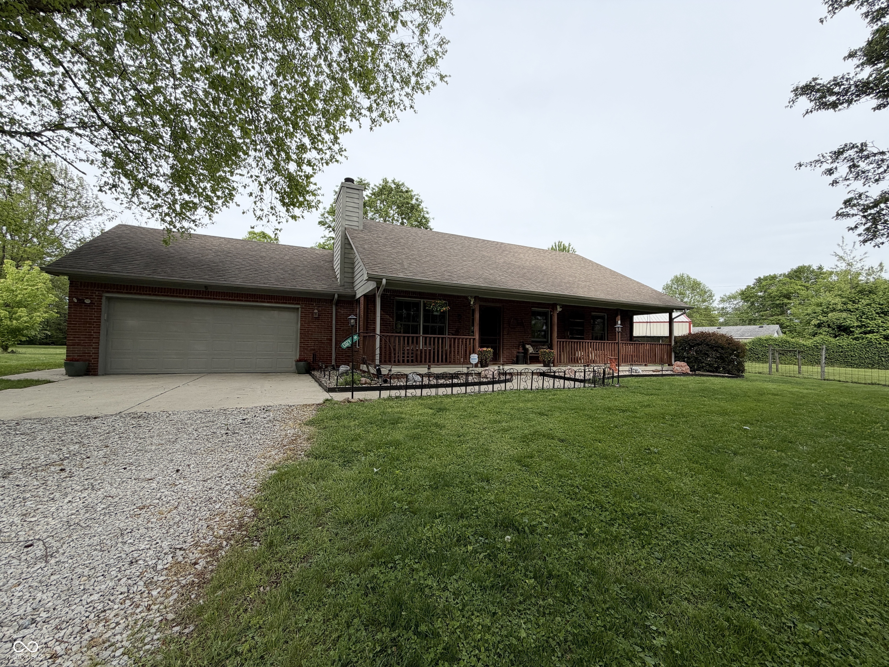 9236 Crawfordsville Road Indianapolis, IN 46234 - Photo 4 of 81