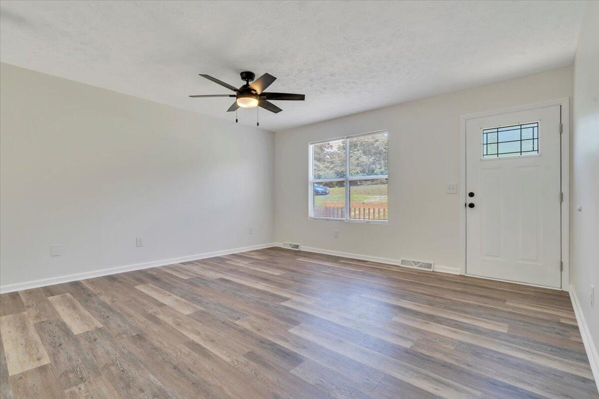 1051 Flamingo Road Bassett, VA 24055 - Photo 12 of 36 05-MIB06789