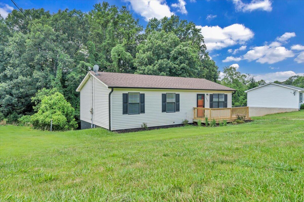 1051 Flamingo Road Bassett, VA 24055 - Photo 32 of 36 31-MIB06873
