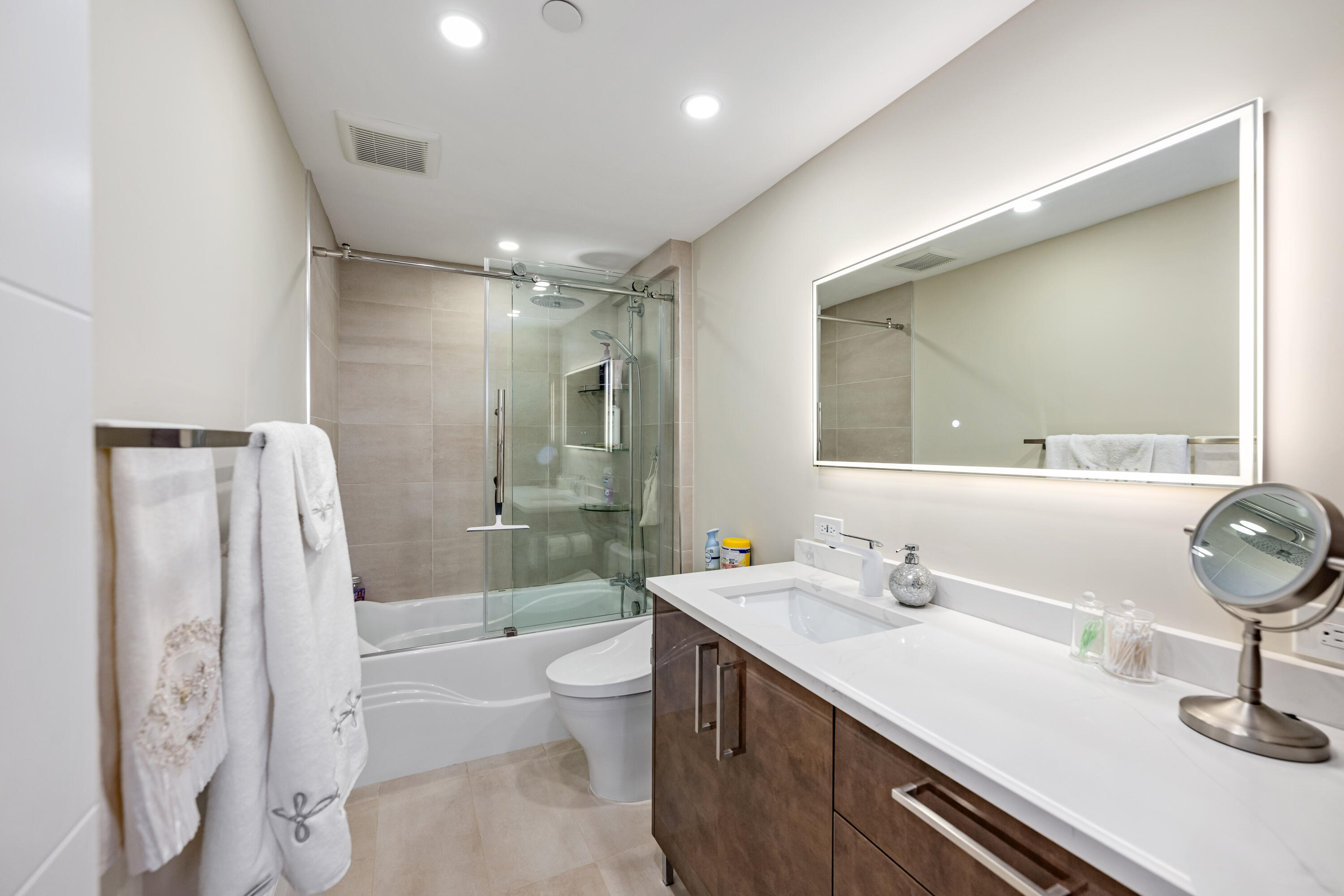 899 Jeffery Street, Unit 308 Boca Raton, FL 33487 - Photo 26 of 46 DSC_2257