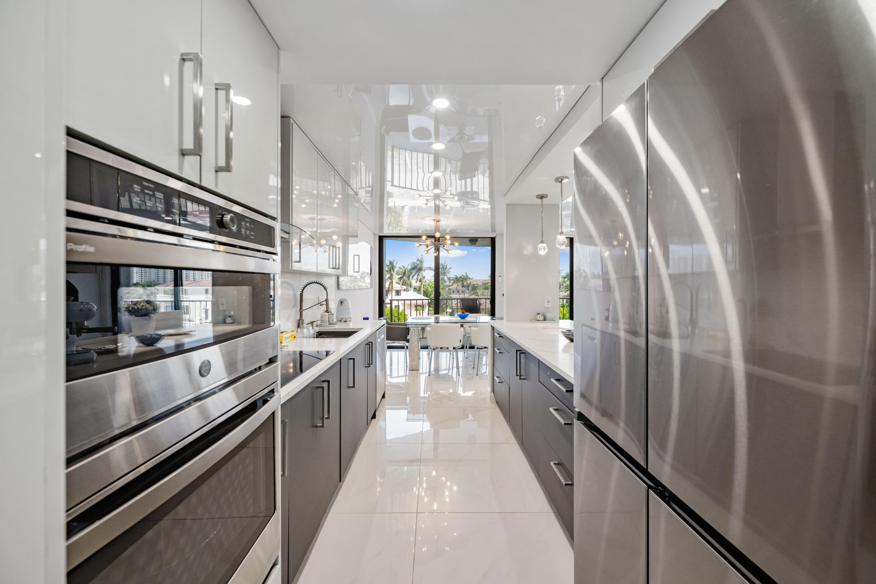 899 Jeffery Street, Unit 308 Boca Raton, FL 33487 - Photo 5 of 46 DSC_2329