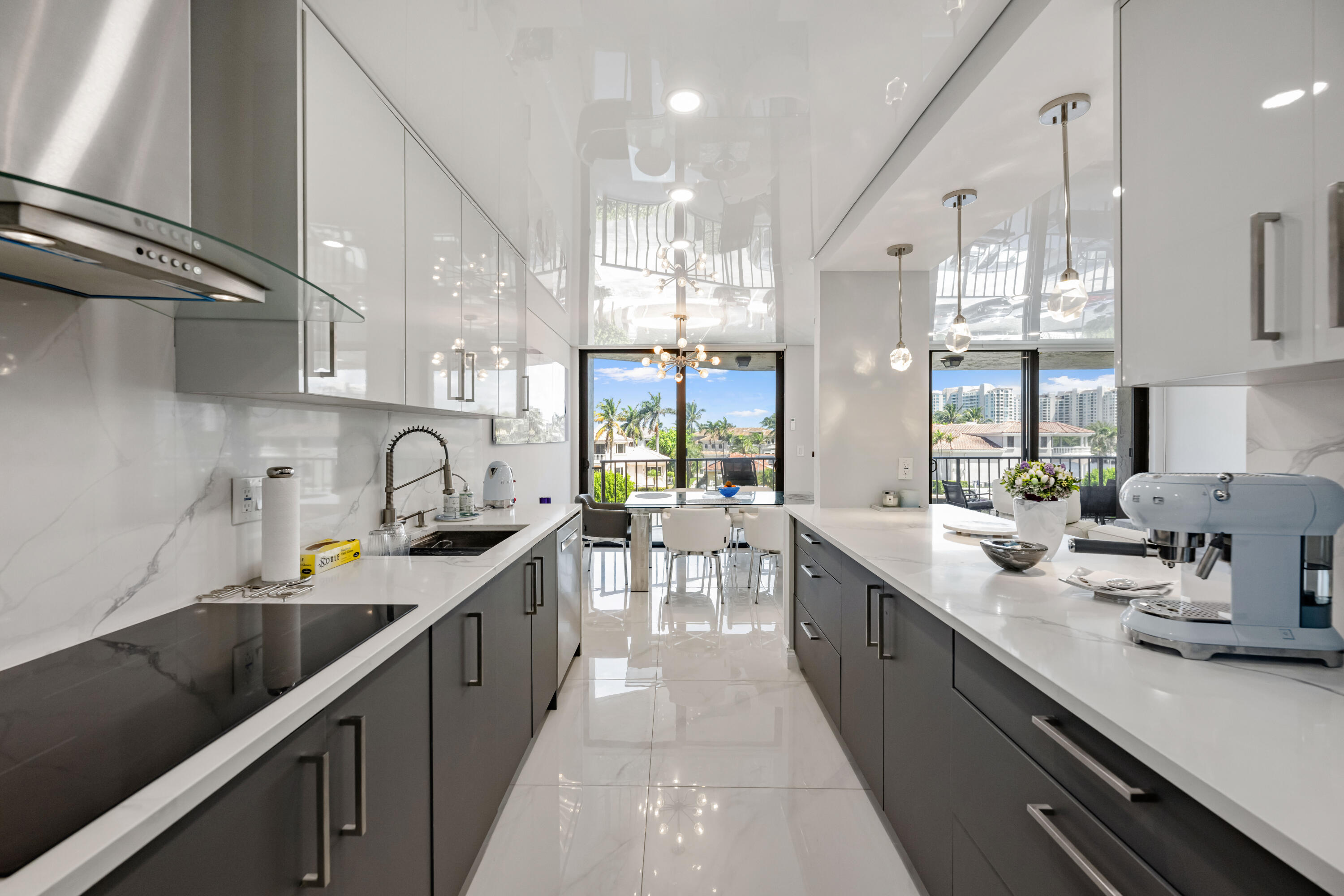 899 Jeffery Street, Unit 308 Boca Raton, FL 33487 - Photo 6 of 46 DSC_2332