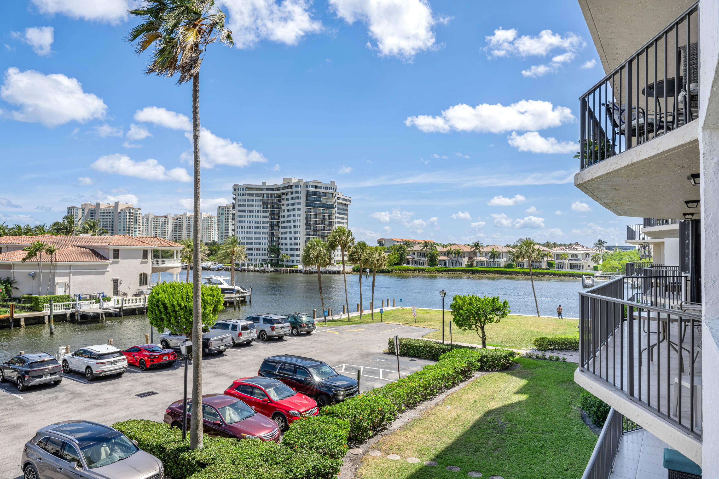 899 Jeffery Street, Unit 308 Boca Raton, FL 33487 - Photo 8 of 46 View