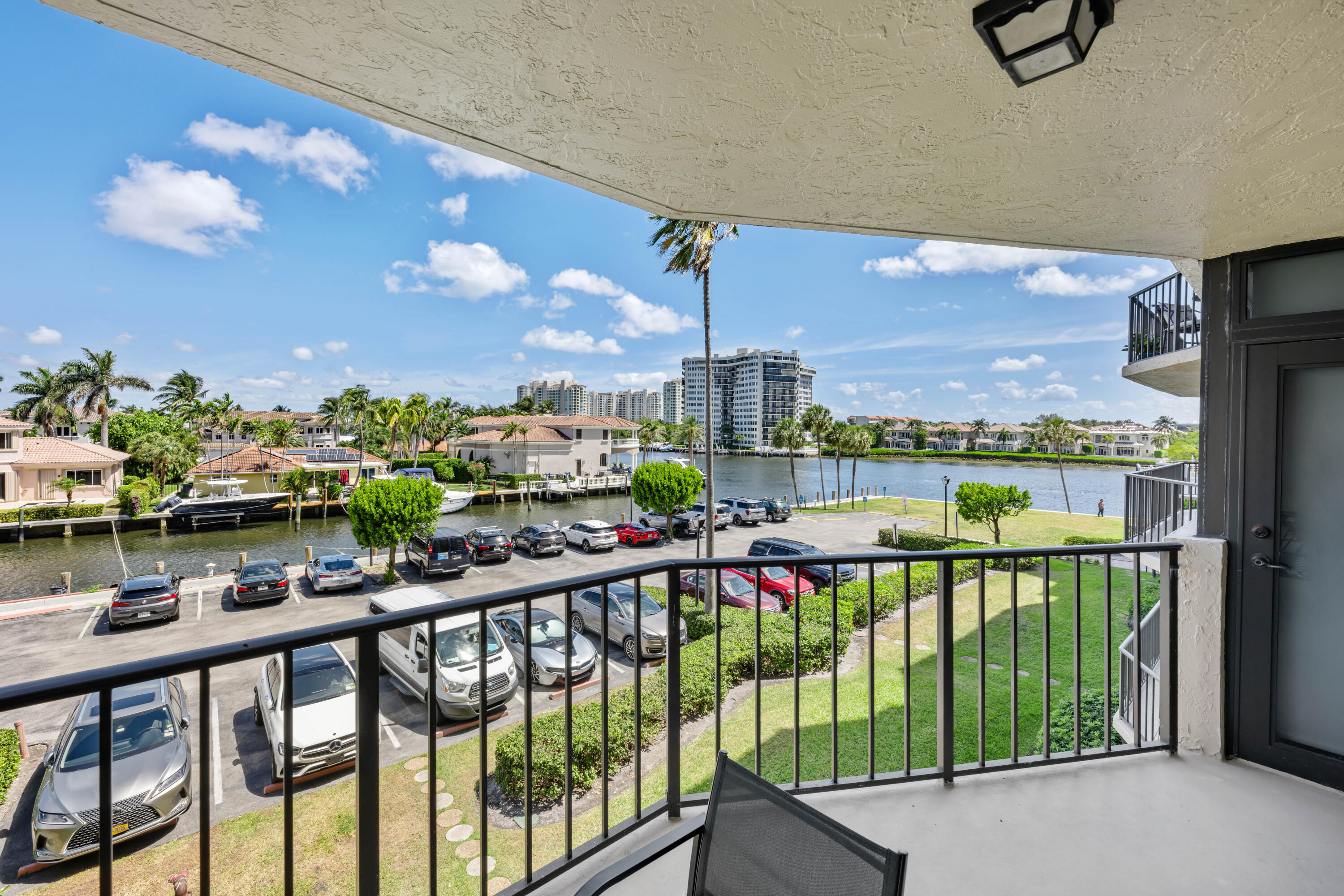 899 Jeffery Street, Unit 308 Boca Raton, FL 33487 - Photo 9 of 46 DSC_2306