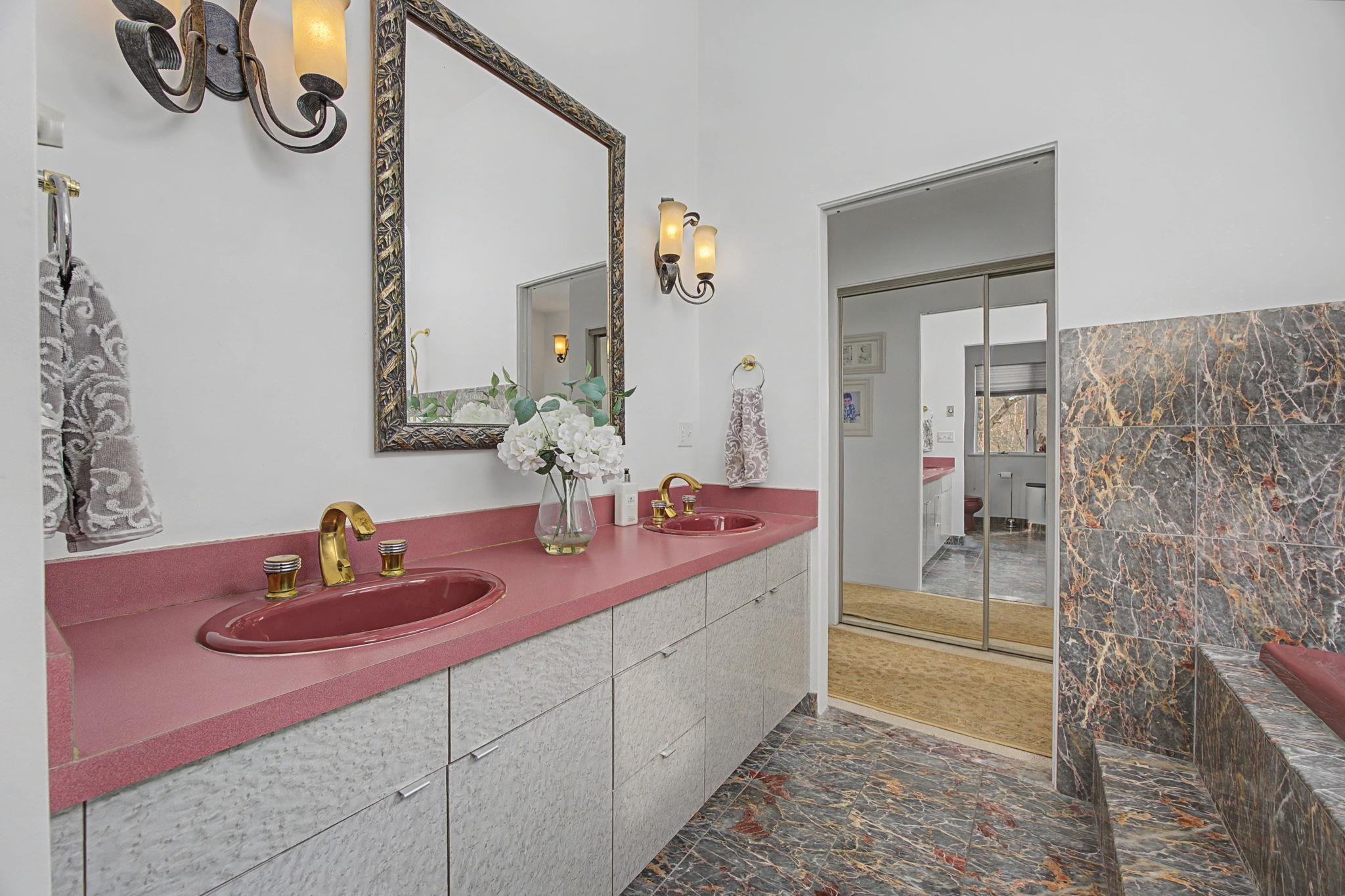 50 Page Lane Hampstead, NH 03841 - Photo 46 of 54