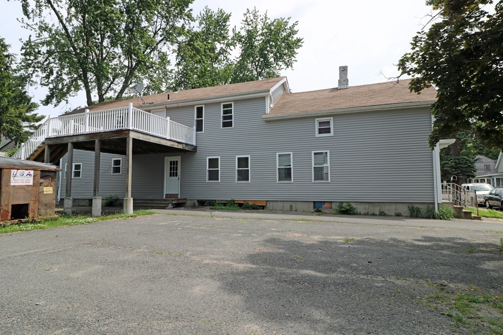 46 Pendleton Avenue Springfield, MA 01109 - Photo 4 of 42