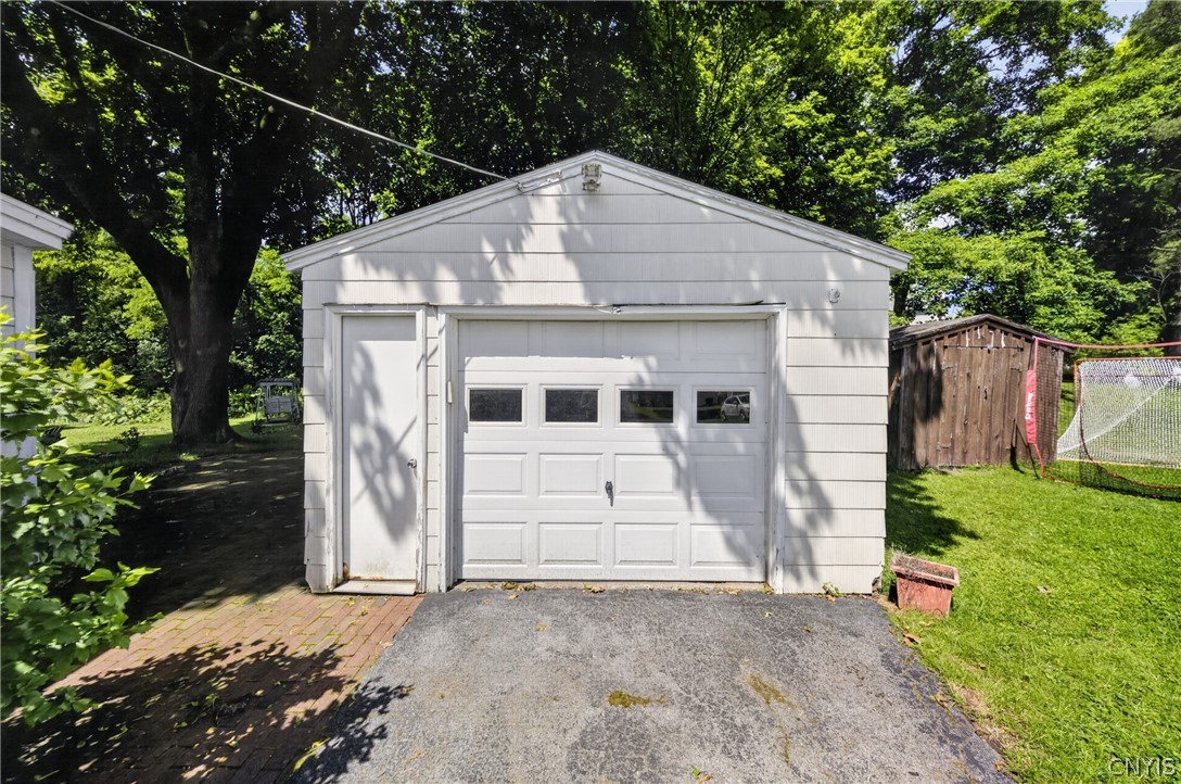 220 Windemere Road Geddes, NY 13219 - Photo 35 of 40