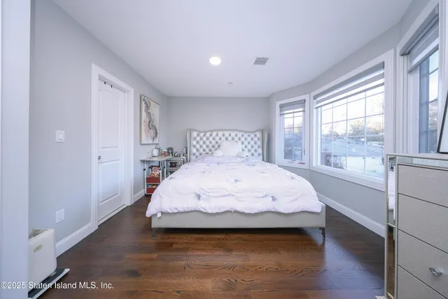 $799,000 | Undisclosed Address | Emerson Hill