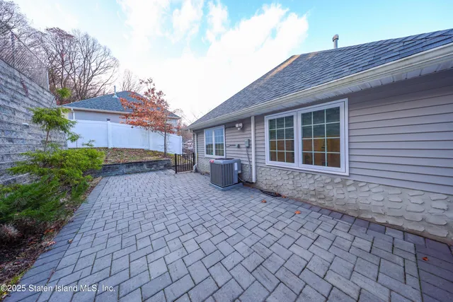 $799,000 | Undisclosed Address | Emerson Hill