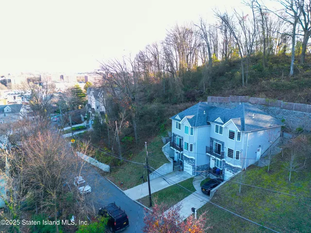 $799,000 | Undisclosed Address | Emerson Hill