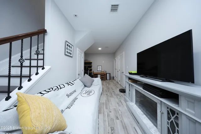 $799,000 | Undisclosed Address | Emerson Hill