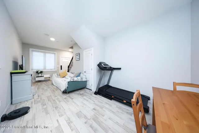 $799,000 | Undisclosed Address | Emerson Hill