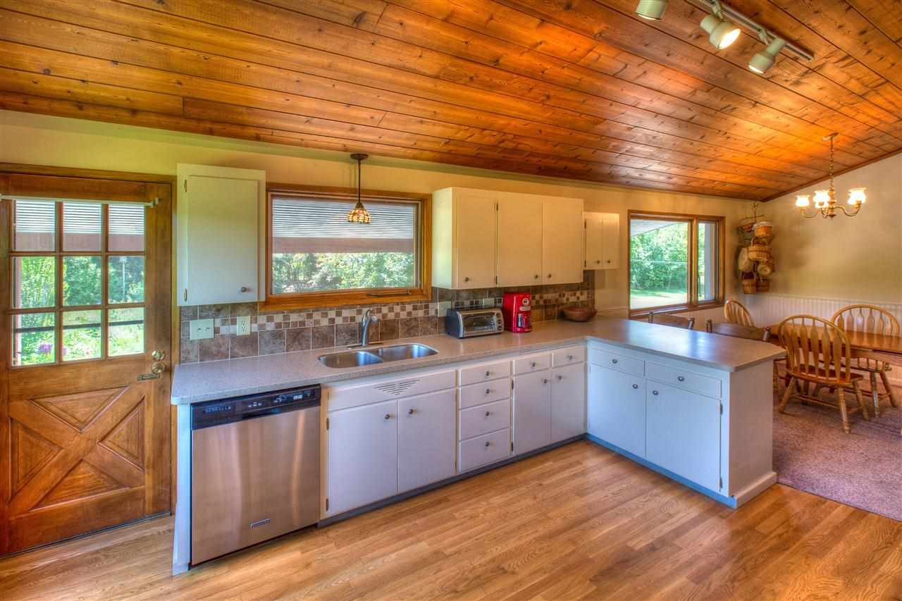 3406 South Sullivan Road Spokane Valley, WA 99037 - Photo 2 of 20