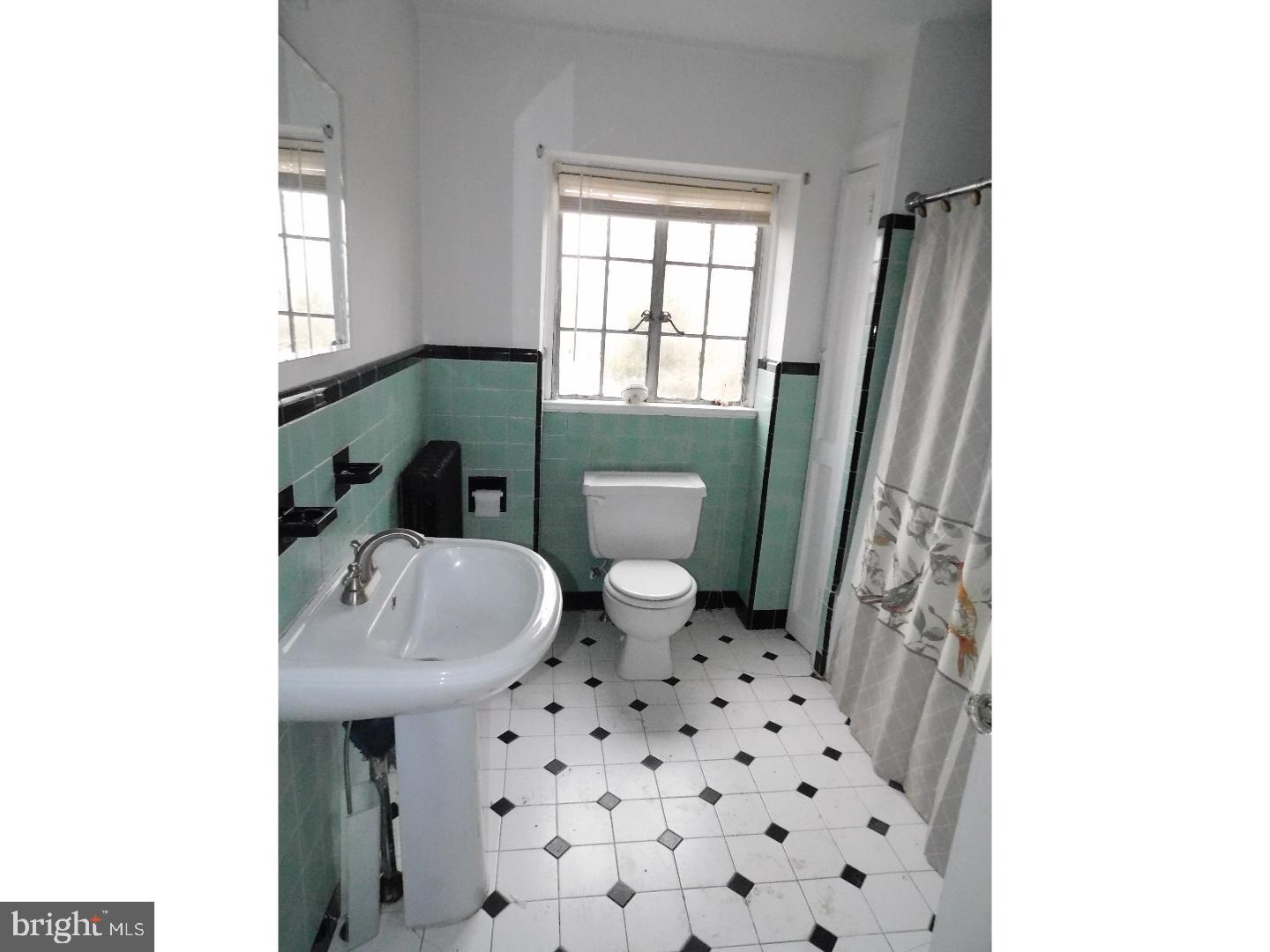 255 Richfield Road Upper Darby, PA 19082 - Photo 20 of 21