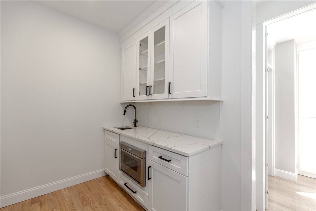141 Fox Ridge Drive Cranston, RI 02921 - Photo 20 of 47 hidden butlers pantry