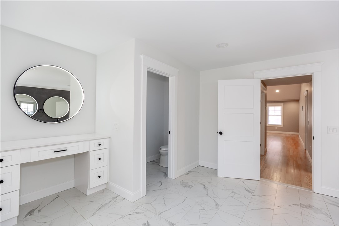 141 Fox Ridge Drive Cranston, RI 02921 - Photo 32 of 47 Gallery Image 32