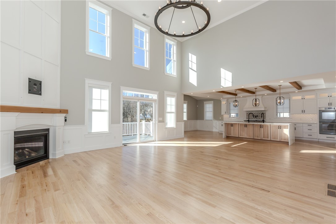 141 Fox Ridge Drive Cranston, RI 02921 - Photo 10 of 47 main living room