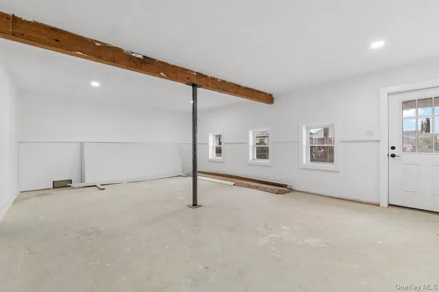 $659,999 | 873 South 7th Street, Lindenhurst, NY 11757