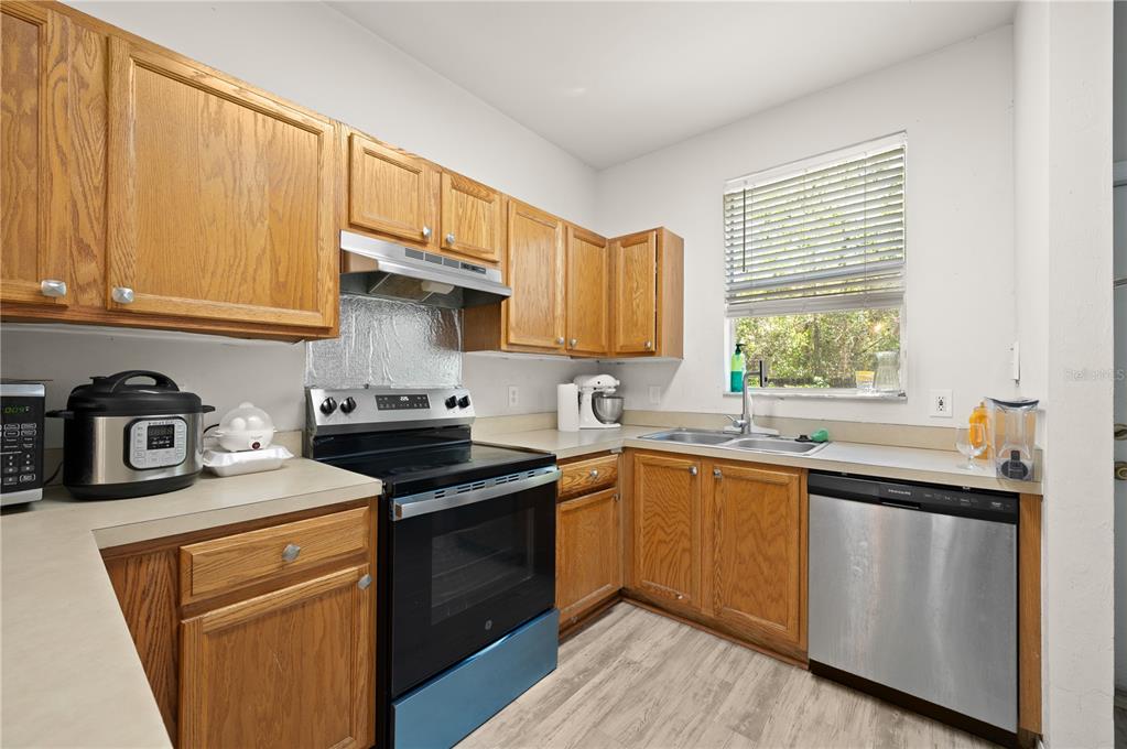 3901 Southwest 20th Avenue, Unit 609 Gainesville, FL 32607 - Photo 9 of 22
