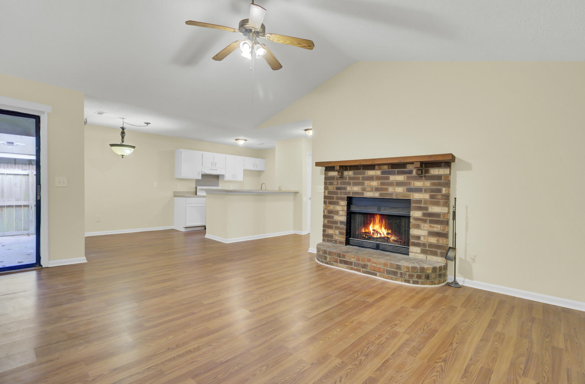 423 Miami Street, Unit B Ladson, SC 29456 - Photo 7 of 32 Living Room