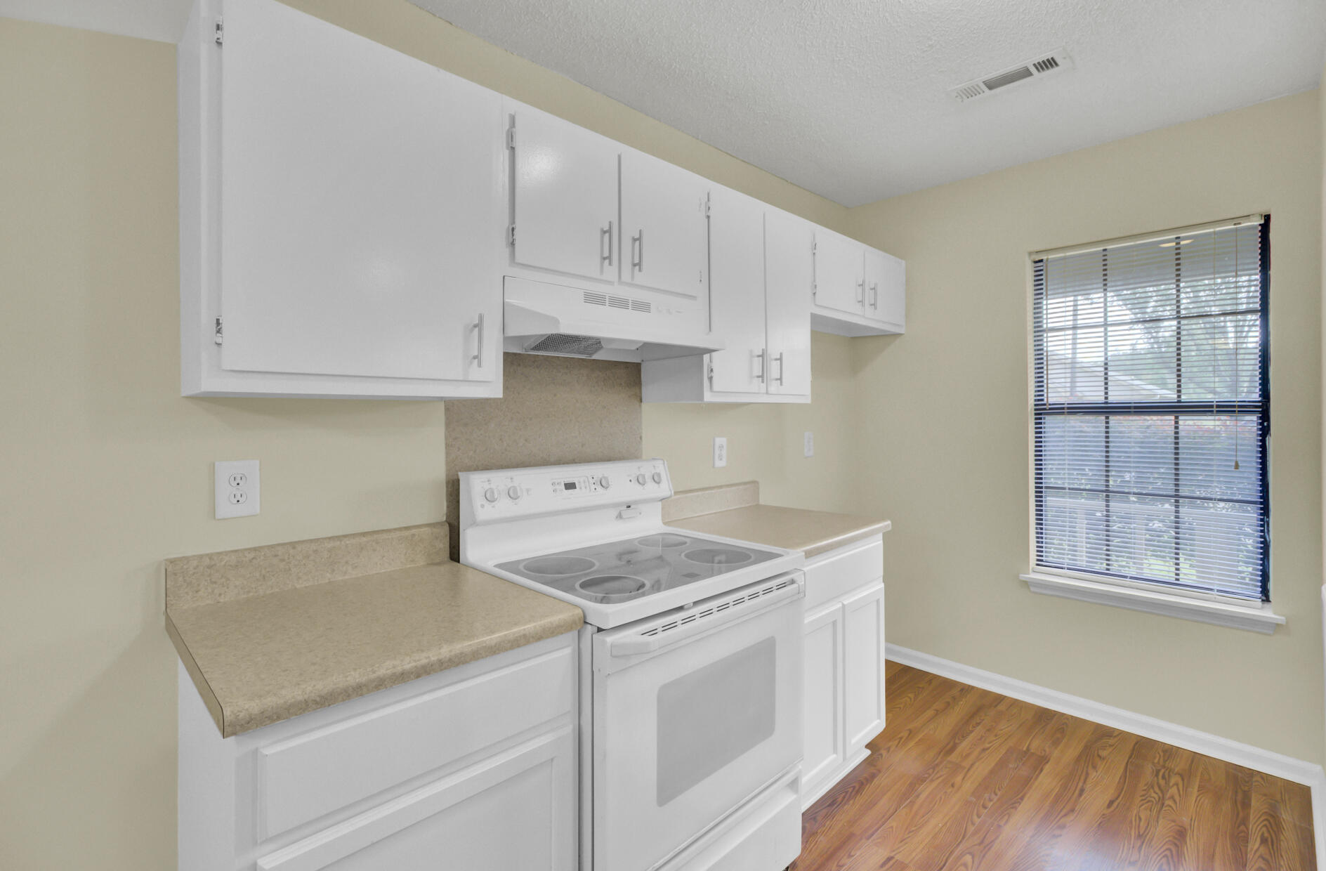 423 Miami Street, Unit B Ladson, SC 29456 - Photo 10 of 32 (12)