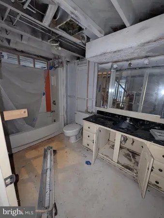 a view of empty room