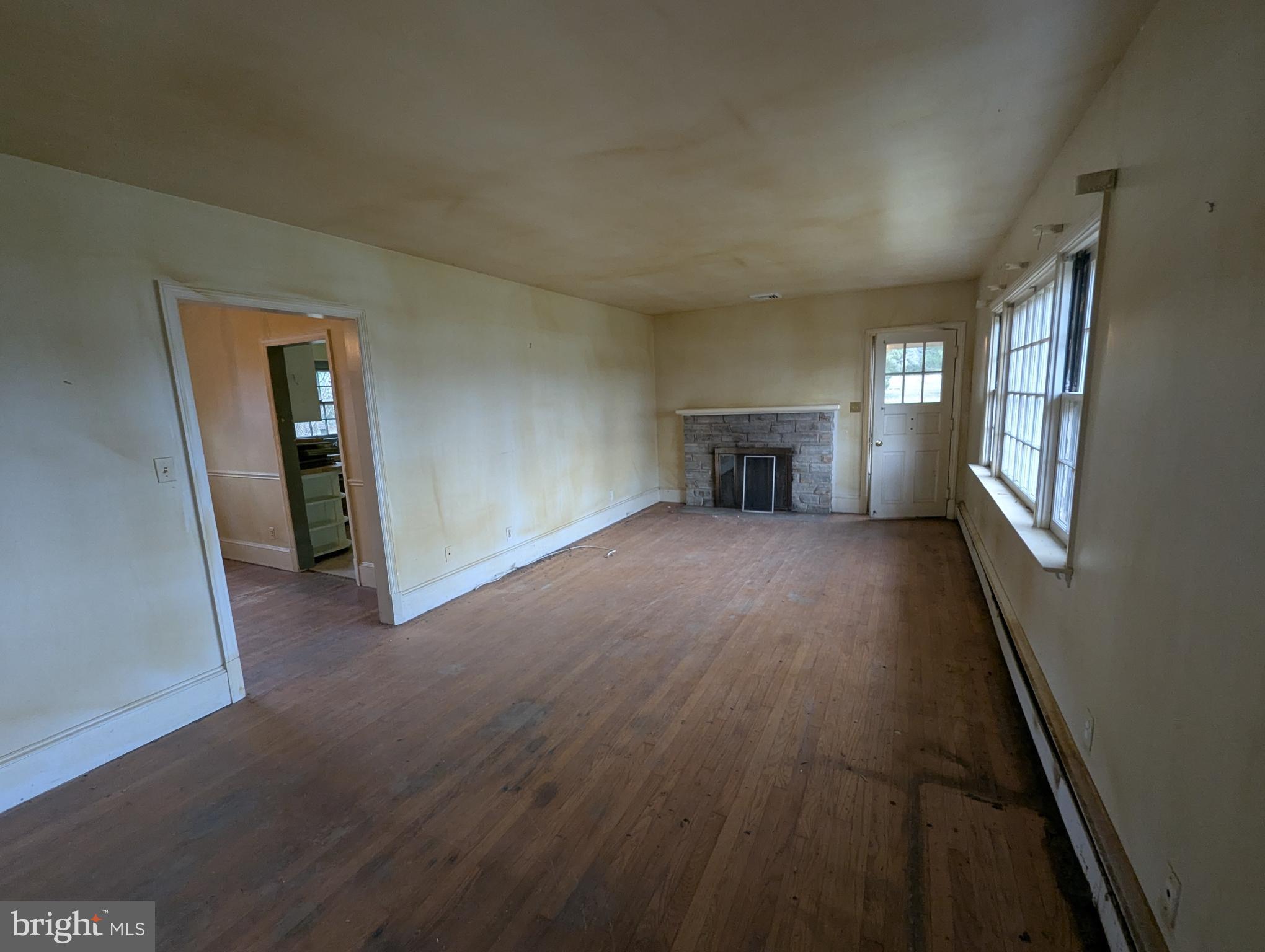 13500 Blenheim Road North Phoenix, MD 21131 - Photo 4 of 31