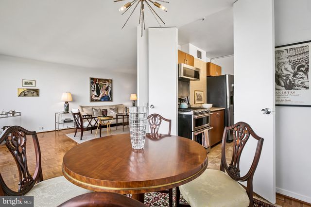 $160,000 | 4000 North Charles Street, Unit 1208, Baltimore, MD 21218