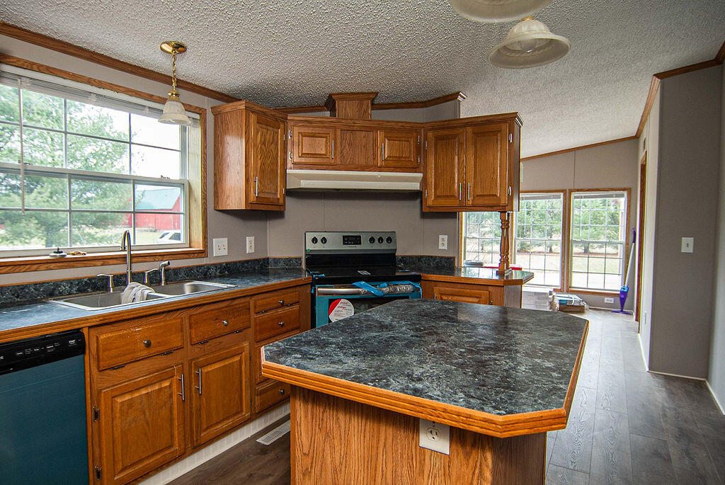 369 South Hawkins Road Reed City, MI 49677 - Photo 11 of 33 DSC_8668