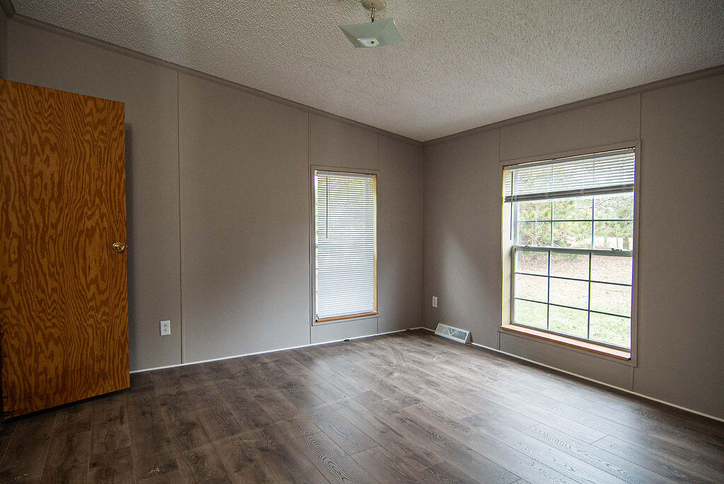 369 South Hawkins Road Reed City, MI 49677 - Photo 21 of 33 DSC_8699