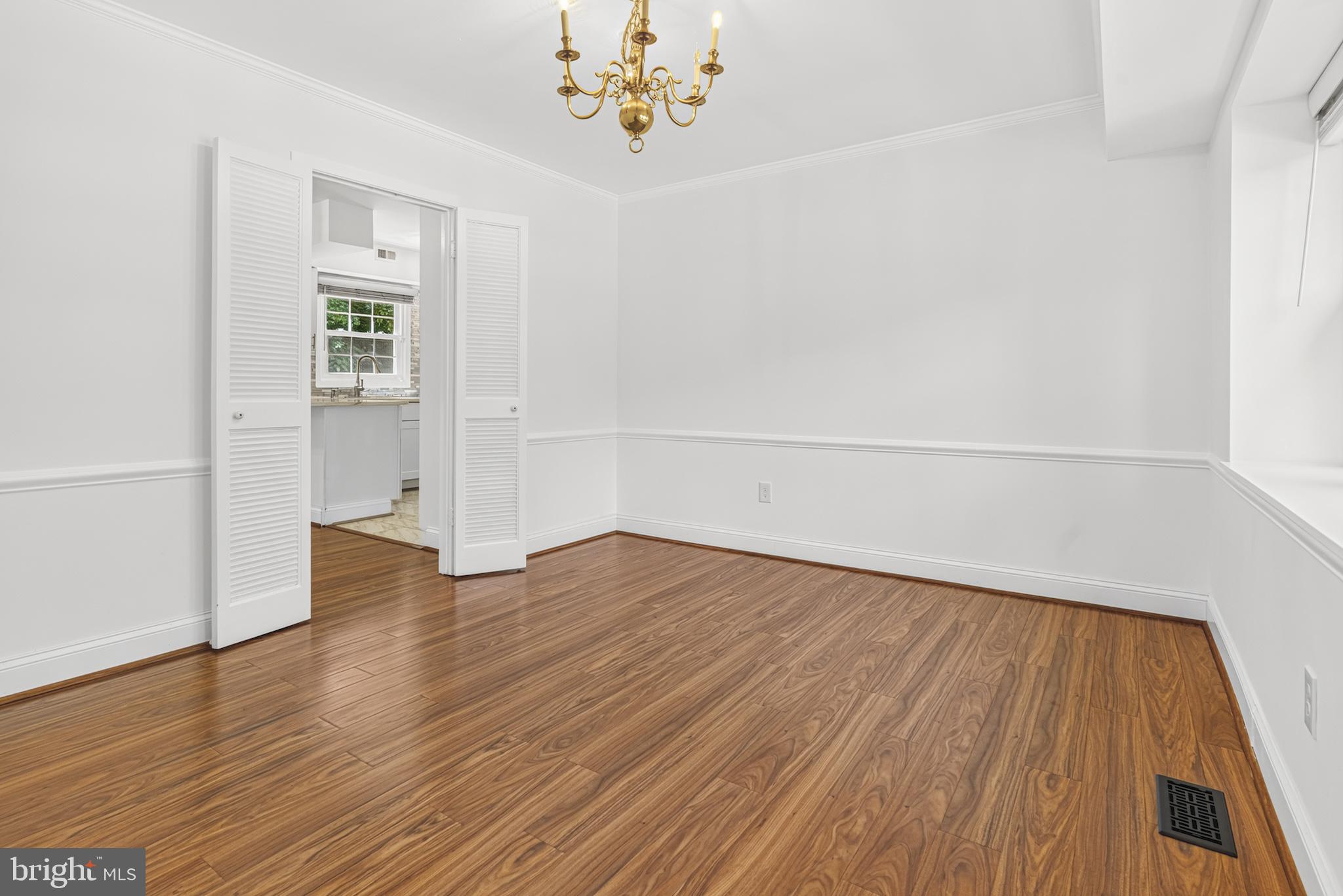 9005 Eastbourne Lane Laurel, MD 20708 - Photo 19 of 41 Separate Dining Room