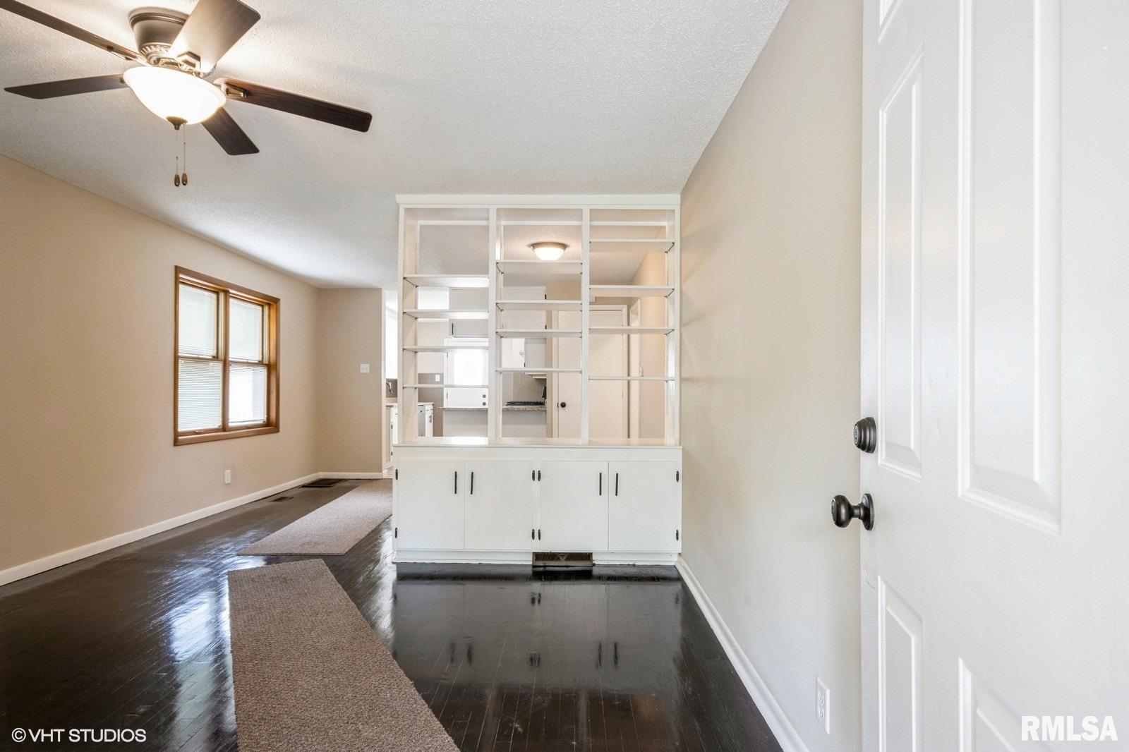 2345 Yale Boulevard Springfield, IL 62703 - Photo 2 of 15 Gallery Image 2