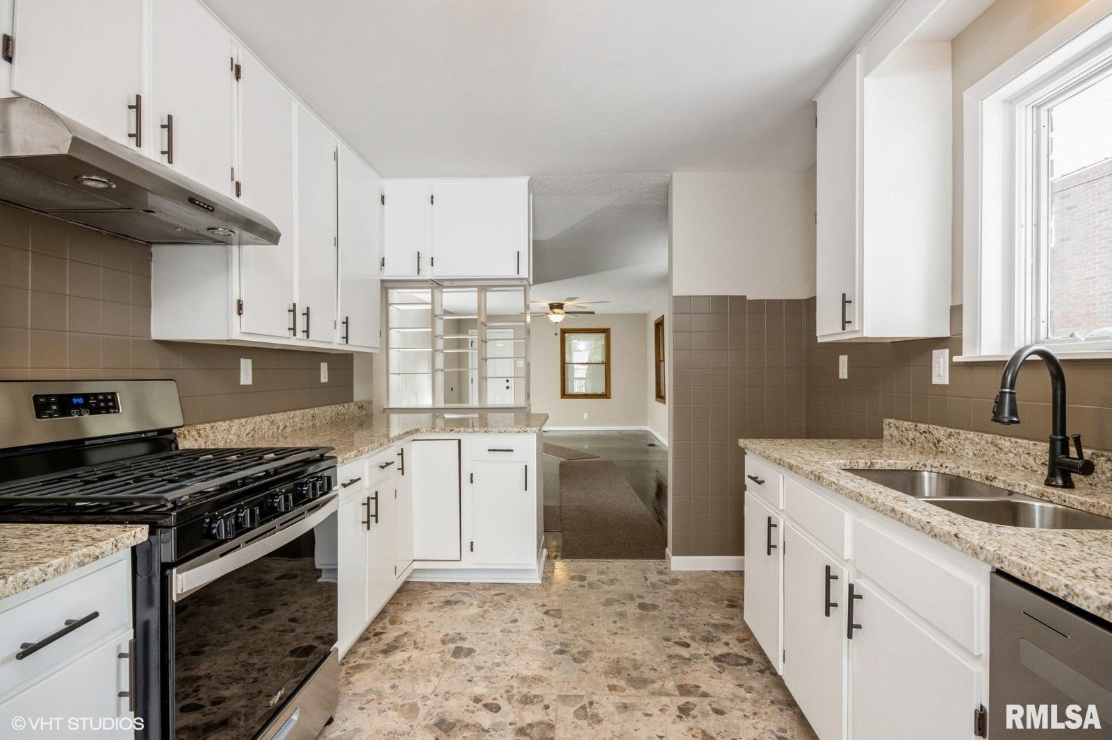 2345 Yale Boulevard Springfield, IL 62703 - Photo 5 of 15 Gallery Image 5