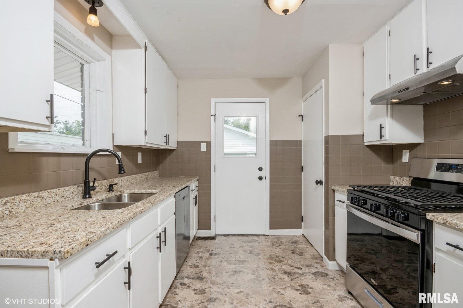 2345 Yale Boulevard Springfield, IL 62703 - Photo 6 of 15 Gallery Image 6