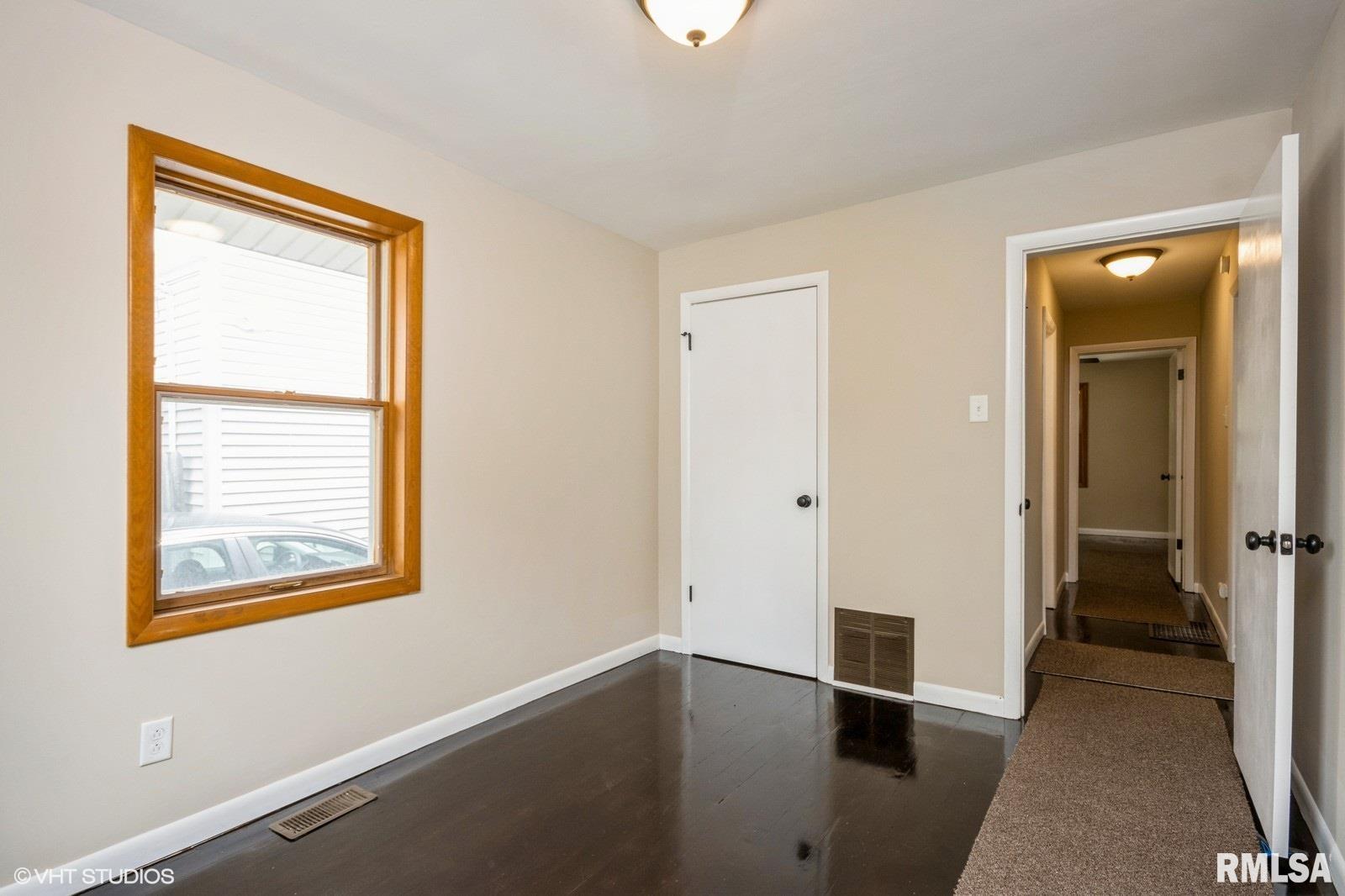 2345 Yale Boulevard Springfield, IL 62703 - Photo 10 of 15 Gallery Image 10