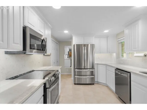 $560,000 | 1354 Lee Ann Court Northwest, Salem, OR 97304