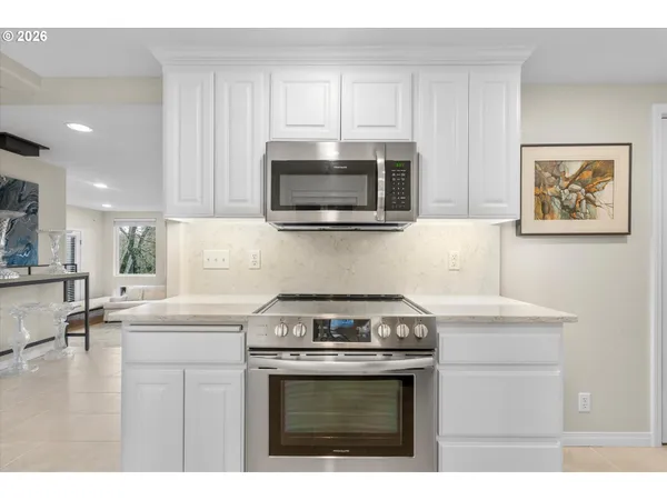 $560,000 | 1354 Lee Ann Court Northwest, Salem, OR 97304