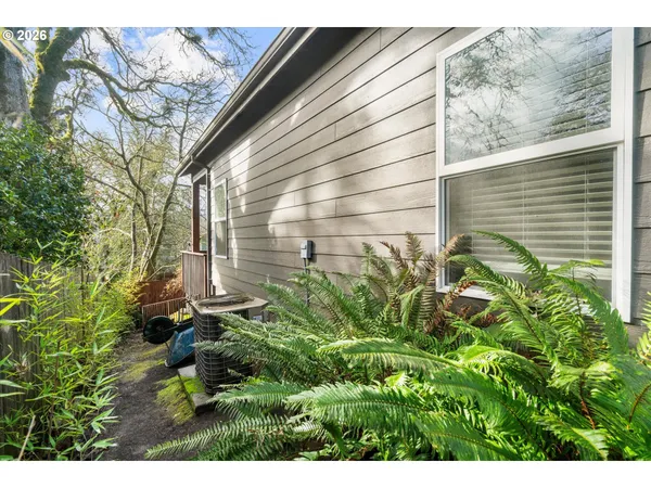 $560,000 | 1354 Lee Ann Court Northwest, Salem, OR 97304