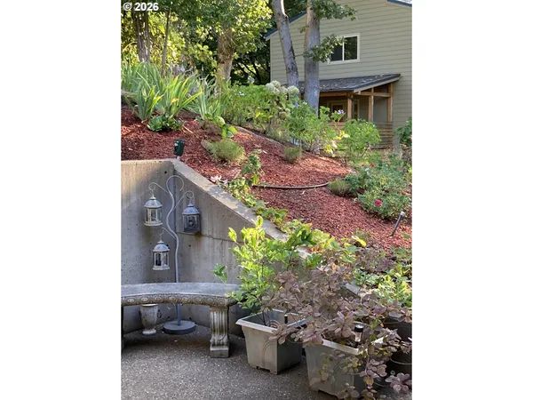 $560,000 | 1354 Lee Ann Court Northwest, Salem, OR 97304
