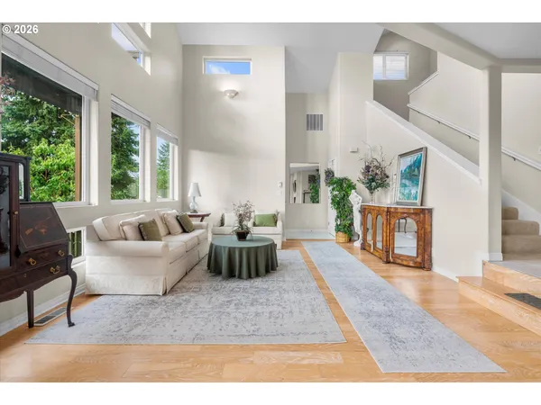 $560,000 | 1354 Lee Ann Court Northwest, Salem, OR 97304